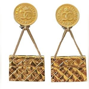 Chanel 93P Vintage 31 Rue Cambon Purse Clip-On Drop Earrings